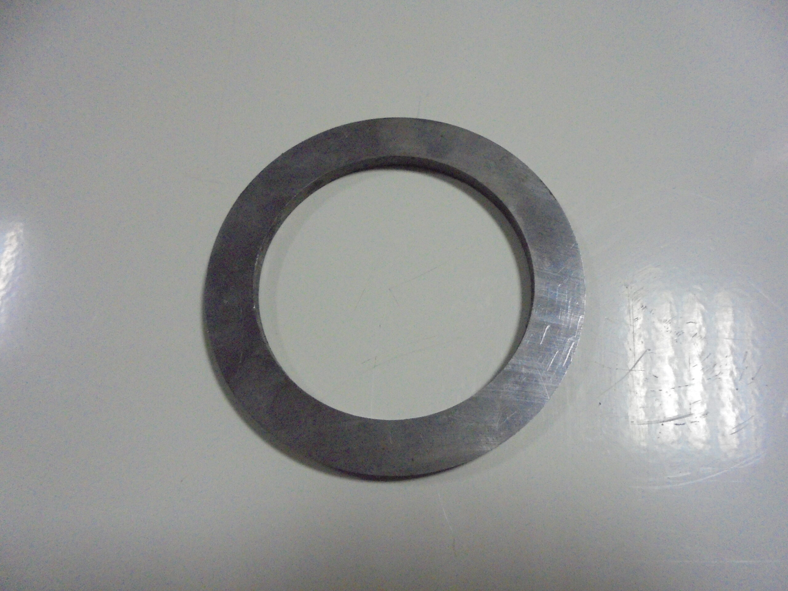 dist. podl.55x68x0,5