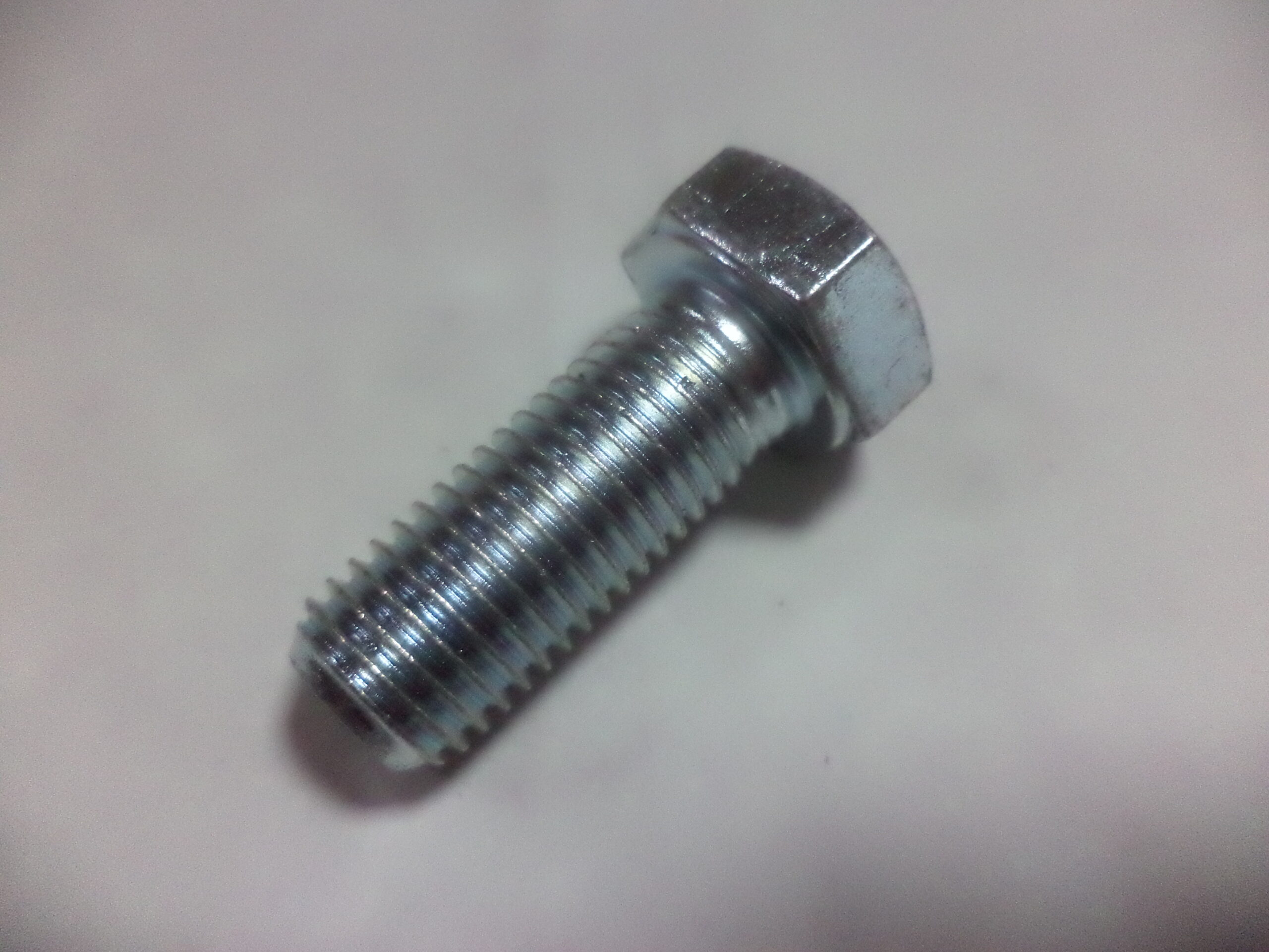 skrutka m14x40