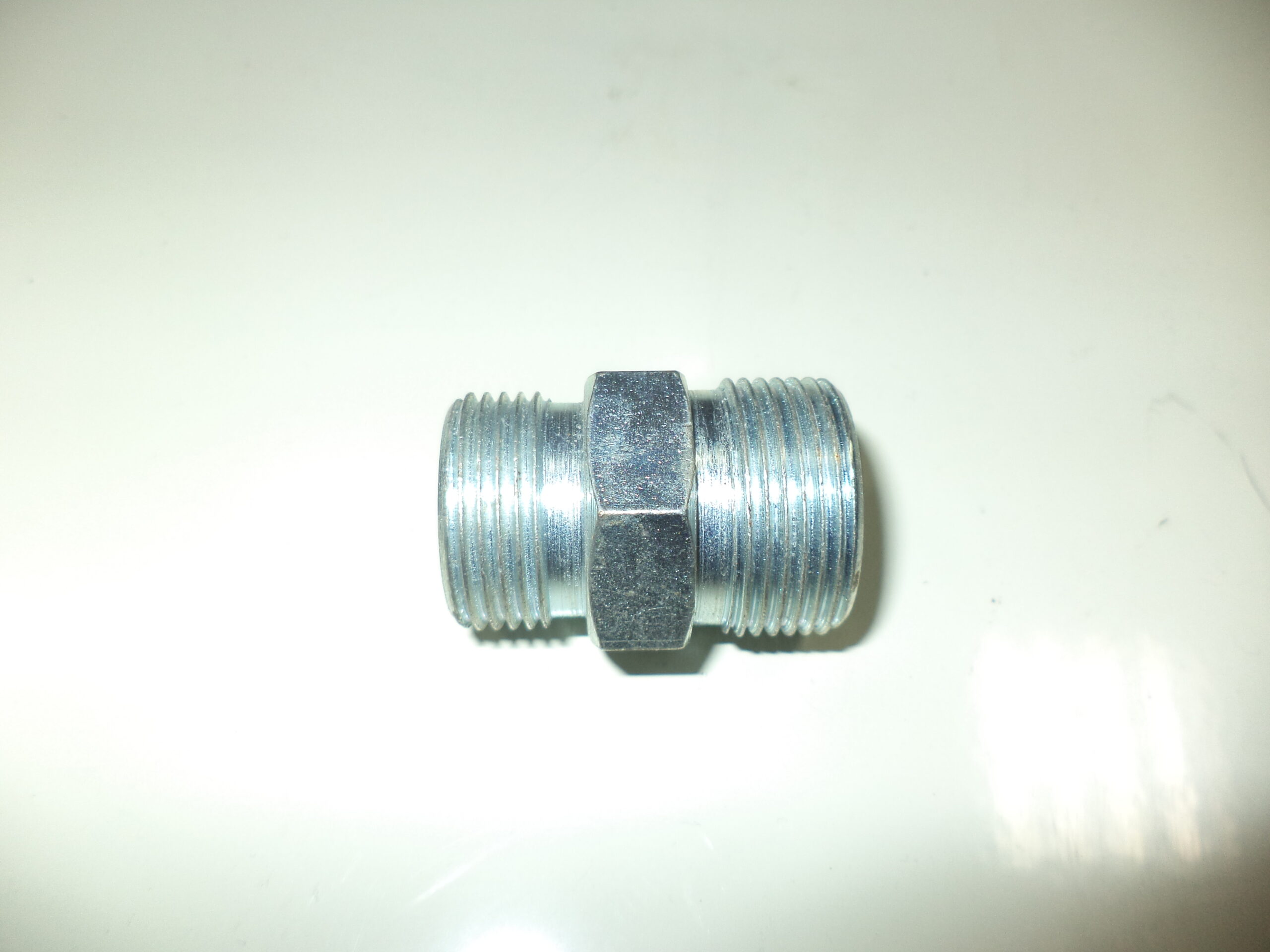 Redukcia M22x1,5/G1/2 s tesnením