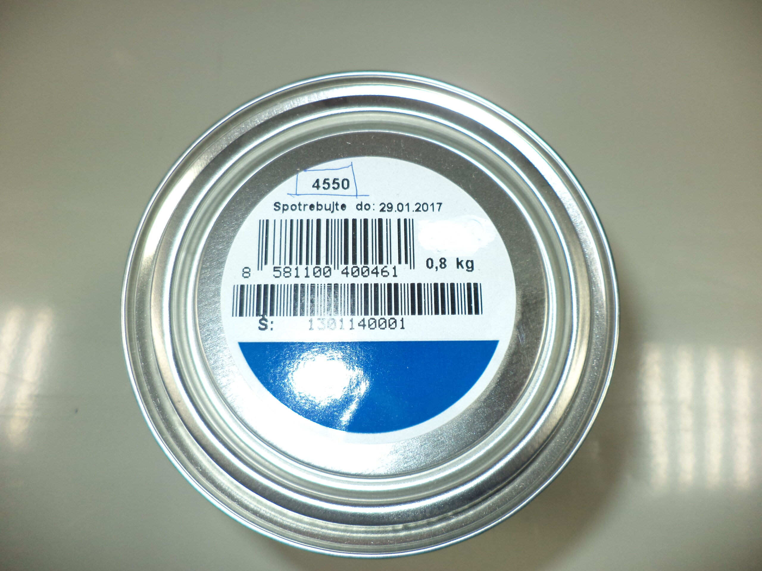 FARBA POLY SILNO MODRA